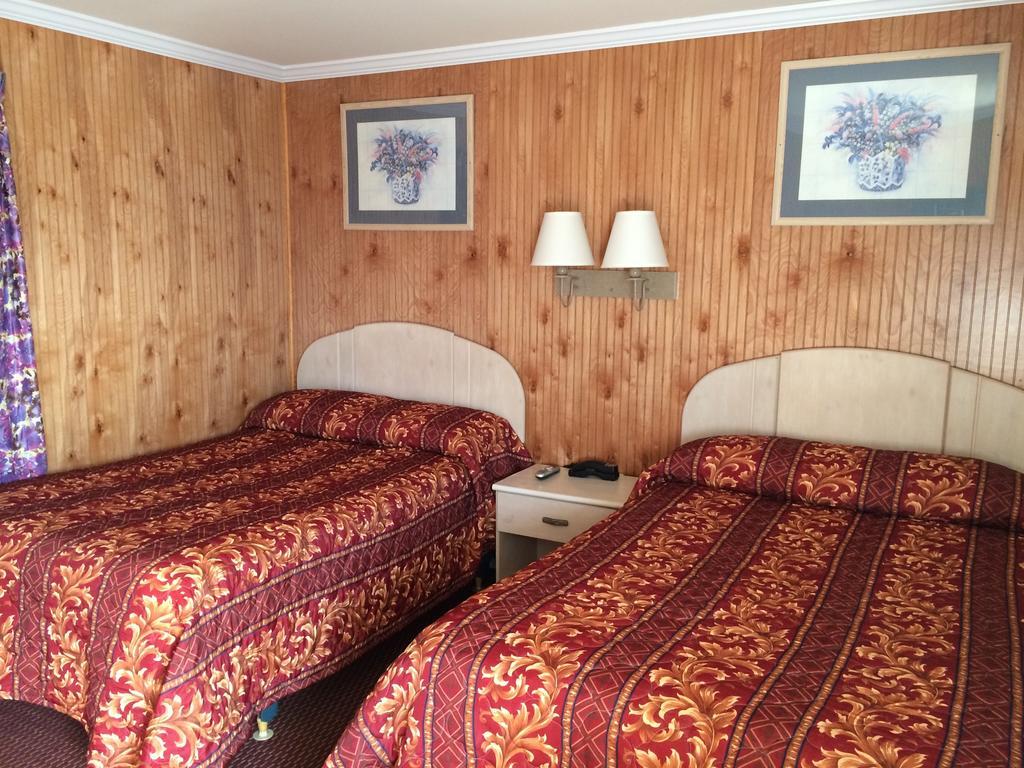 Simpsons Motel Rio Grande Room photo